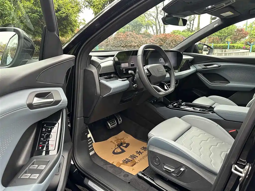 Audi Q6L e-tron 2026 first pilot version купить на сайте DeffCars