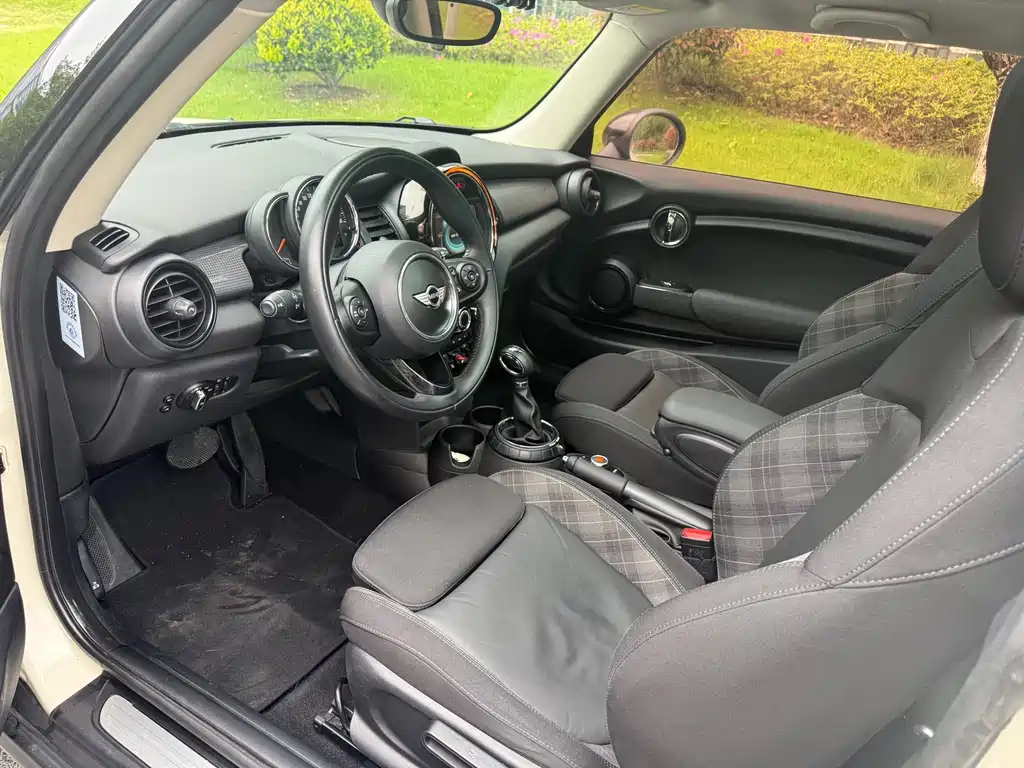 MINI 2016 1.5T COOPER купить на сайте DeffCars