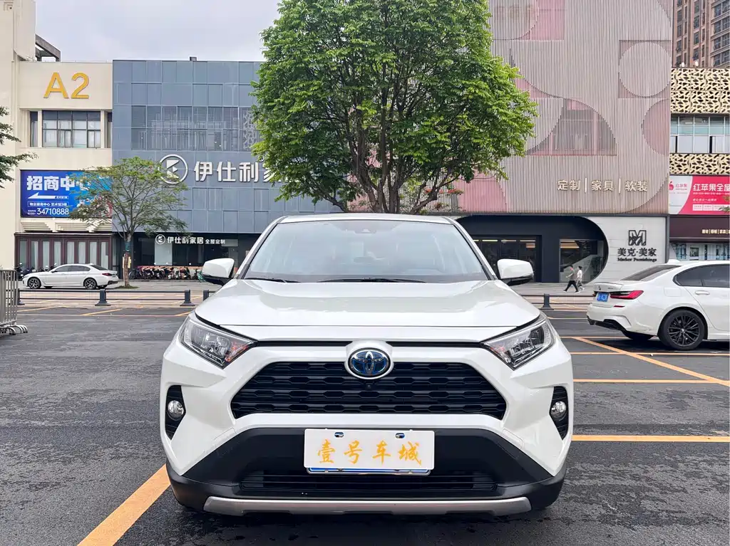RAV4 Rongfang 2020 dual engine 2.5L E-CVT four-wheel drive elite PLUS version купить на сайте DeffCars