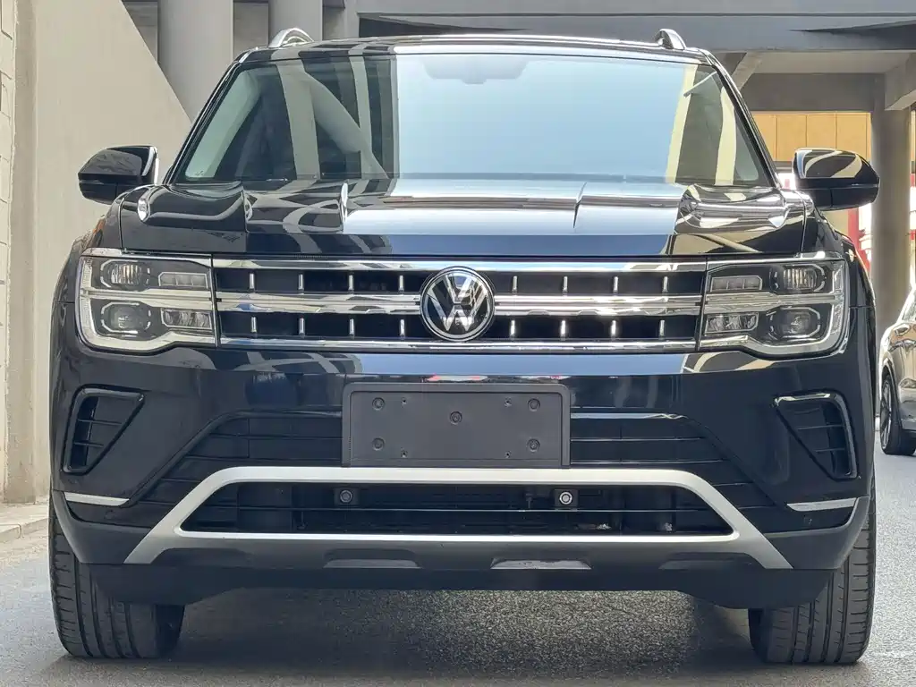 Touron 2022 380TSI four-wheel drive luxury version купить на сайте DeffCars