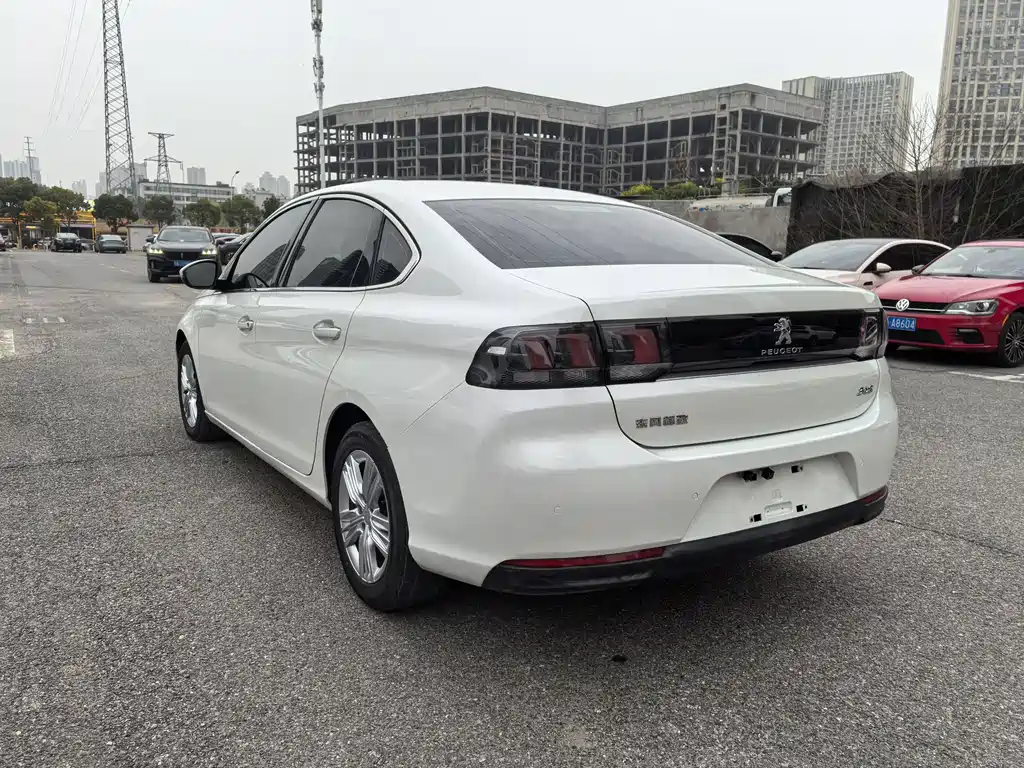 Peugeot 308 2016 1.6L automatic luxury version купить на сайте DeffCars