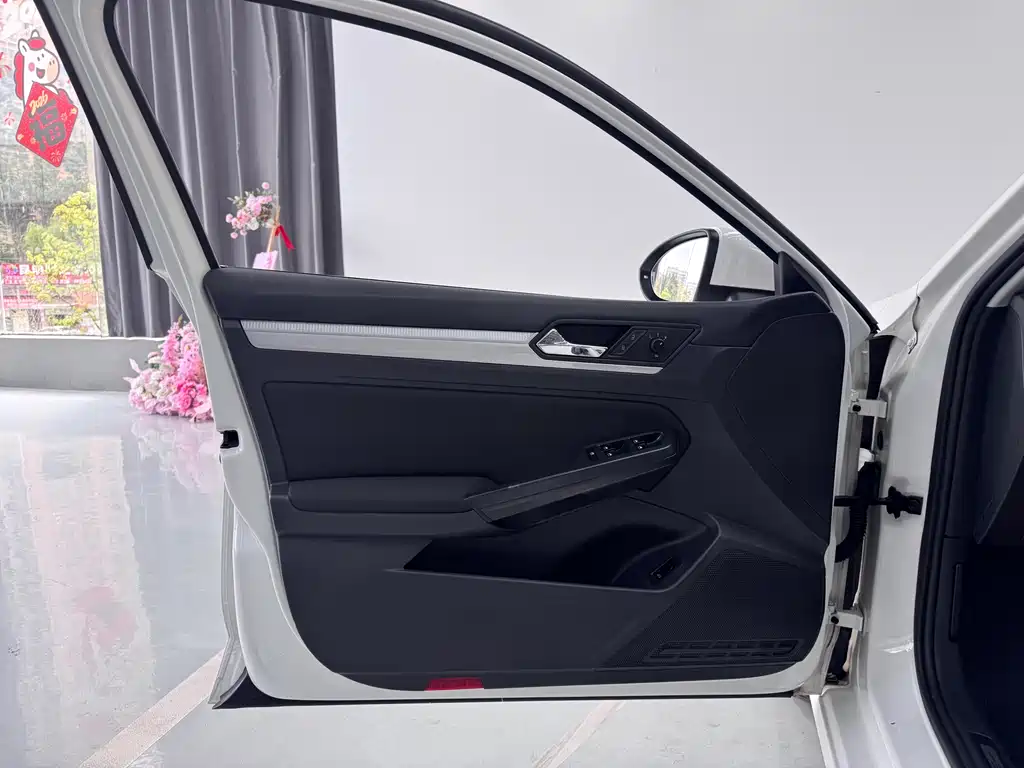 Lingdu 2018 230TSI DSG Fashion Edition купить на сайте DeffCars