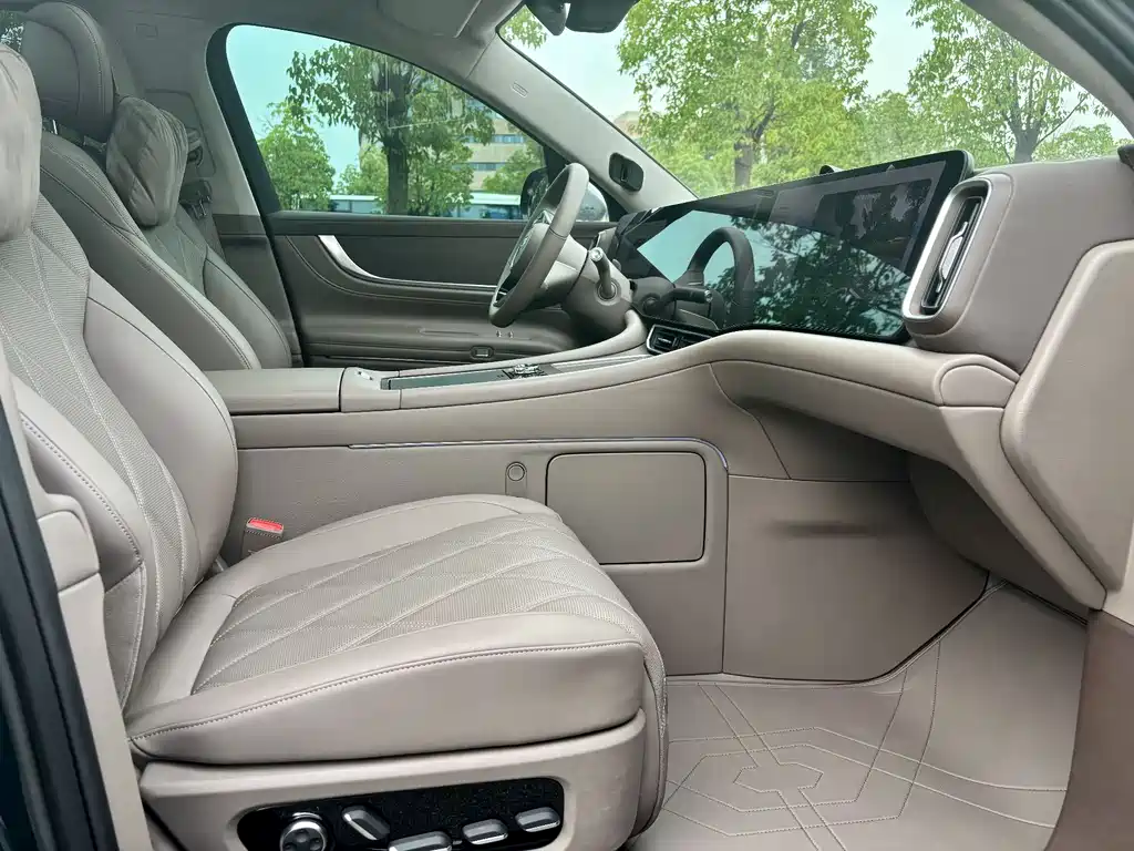 Aito M9 2025 Extended Range Ultra 52kWh 5-seater 192-wire LiDAR) купить на сайте DeffCars