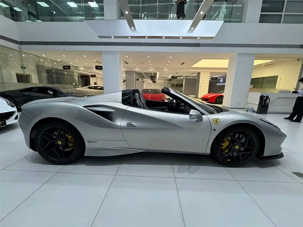 Ferrari F8 2020 Spider 3.9T V8 купить на сайте DeffCars