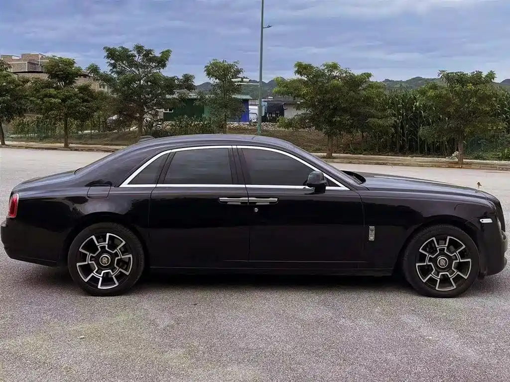 Ghost 2018 6.6T standard wheelbase version купить на сайте DeffCars
