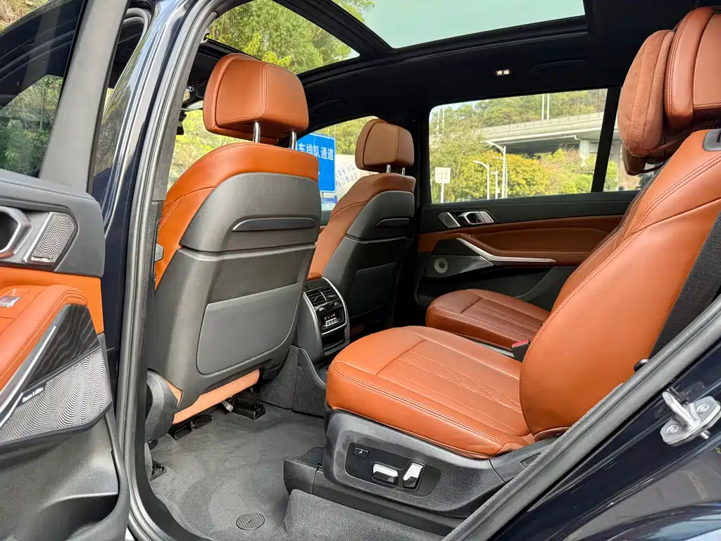 BMW X7 2022 xDrive40i Exclusive M Sports Package купить на сайте DeffCars