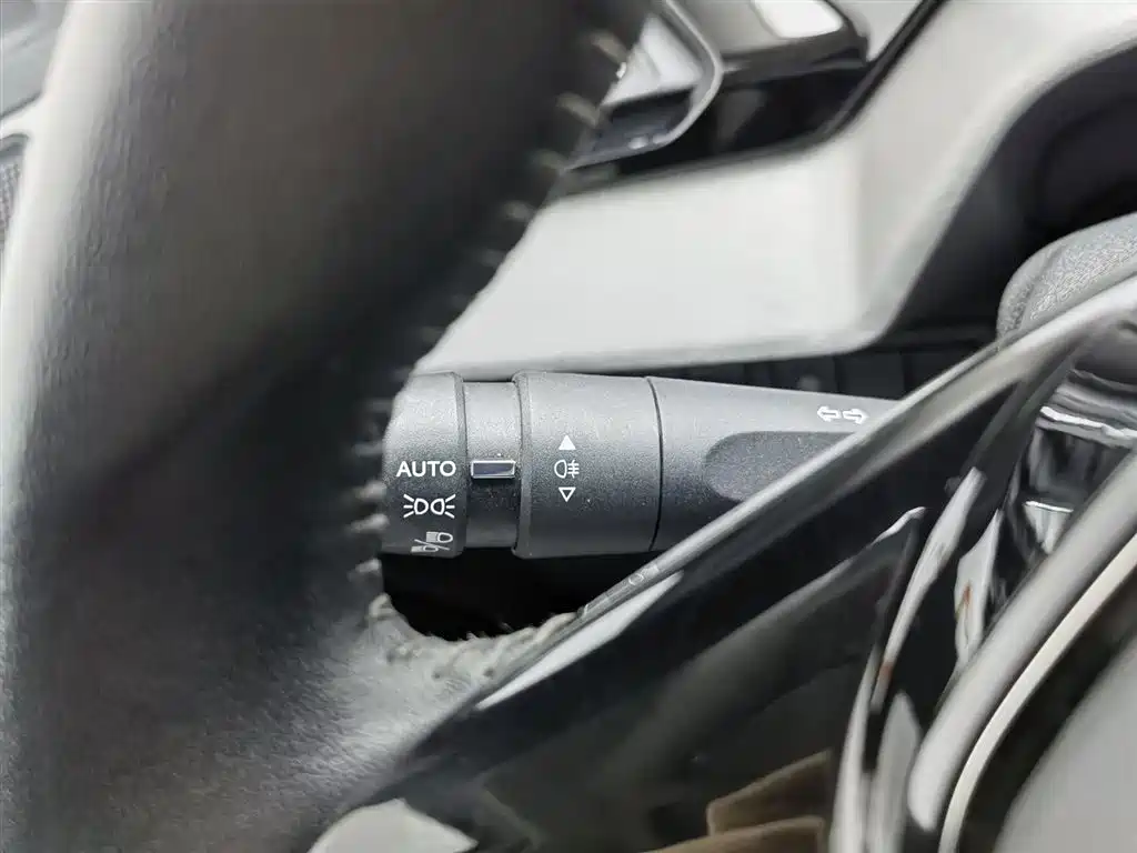 Peugeot 408 2022 1.6T Dream Edition купить на сайте DeffCars