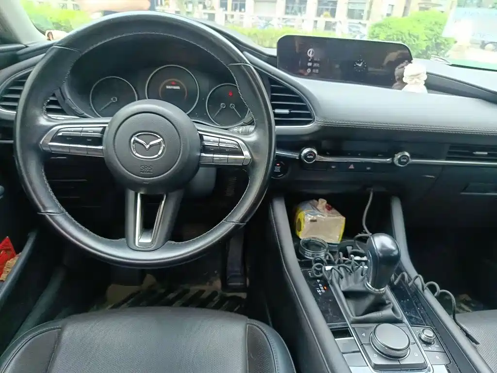 Mazda3 Angkesela 2022 2.0L Automatic Premium Edition купить на сайте DeffCars