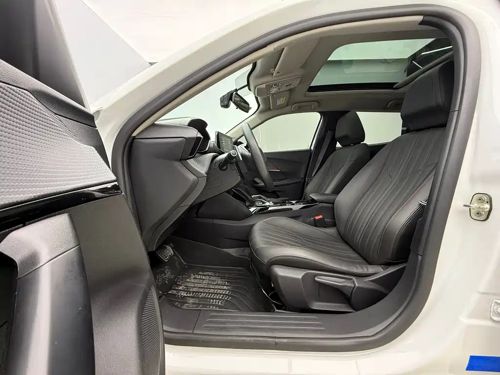 Peugeot 2008 2022 230THP THE ONE купить на сайте DeffCars