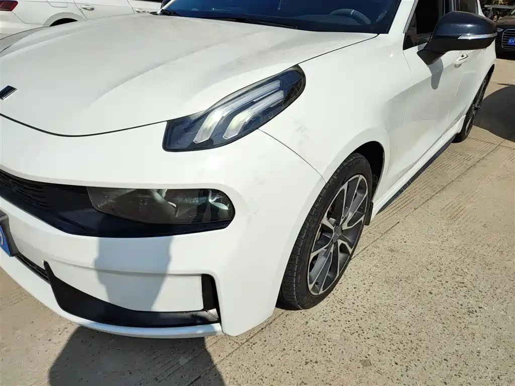 Lynk & Co 03 2019 1.5TD DCT Powerful Edition National VI купить на сайте DeffCars