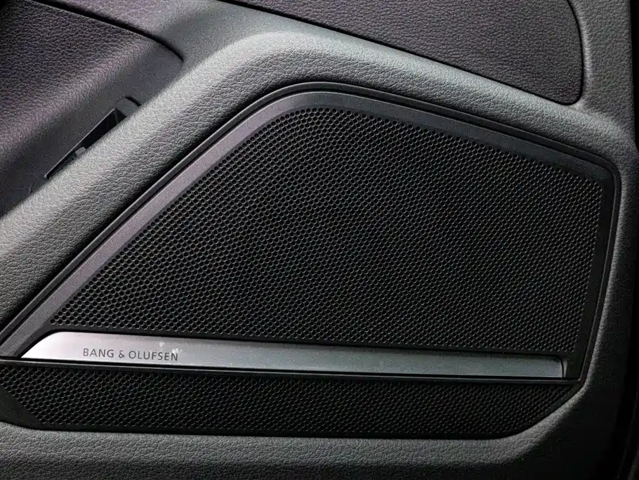 Audi A6L 2023 facelift 55 TFSI quattro exclusive dynamic model купить на сайте DeffCars