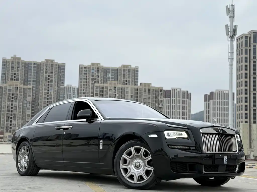 Ghost 2018 6.6T long wheelbase version купить на сайте DeffCars