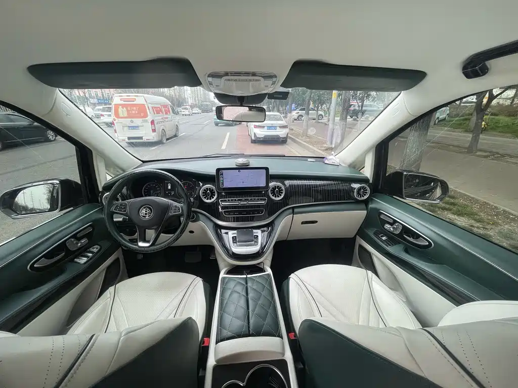 Vito 2021 2.0T Business Edition 7 seats купить на сайте DeffCars
