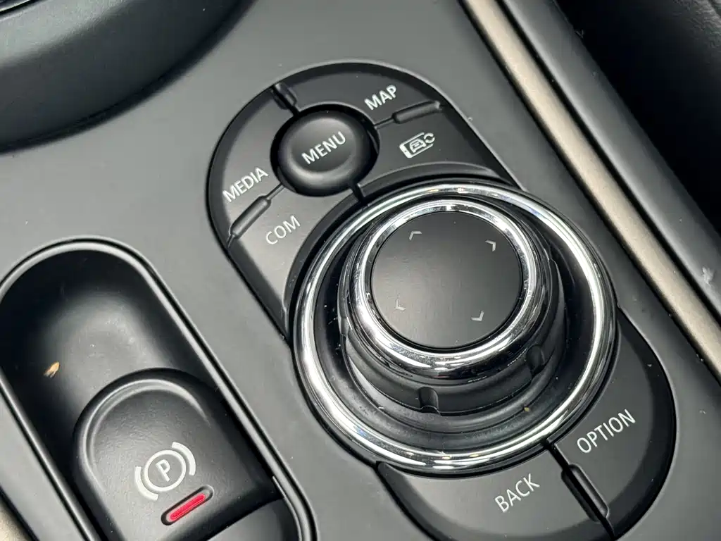 MINI COUNTRYMAN 2021 1.5T COOPER ALL4 купить на сайте DeffCars