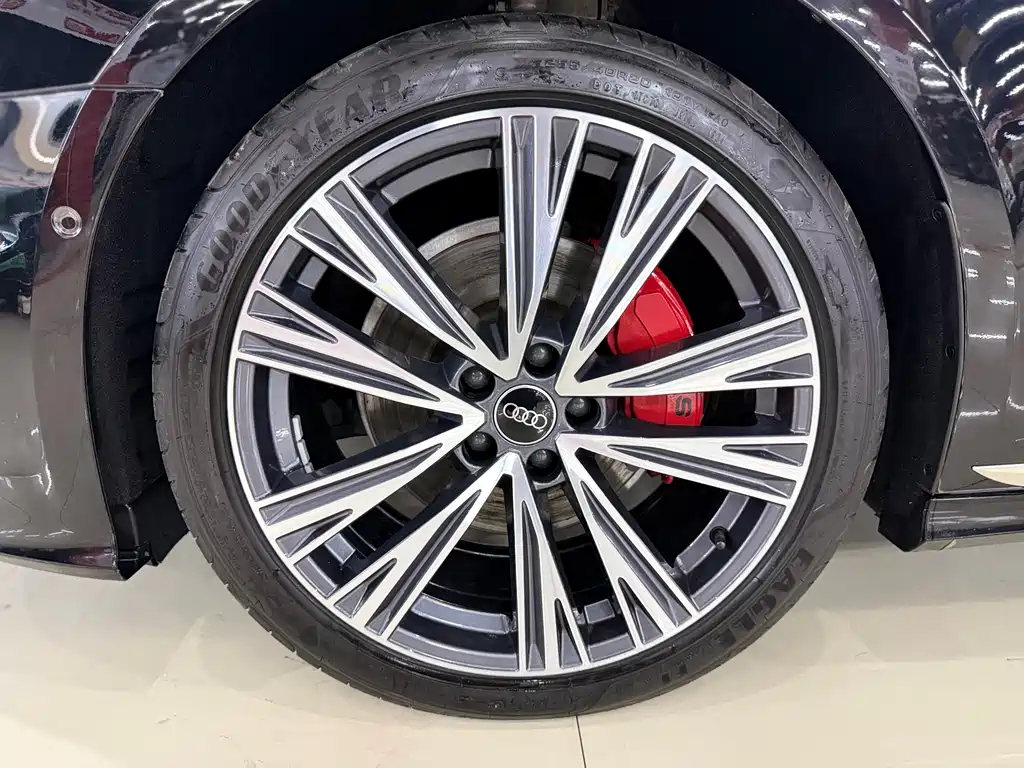 Audi A6L 2024 45 TFSI Premium Dynamic Model купить на сайте DeffCars