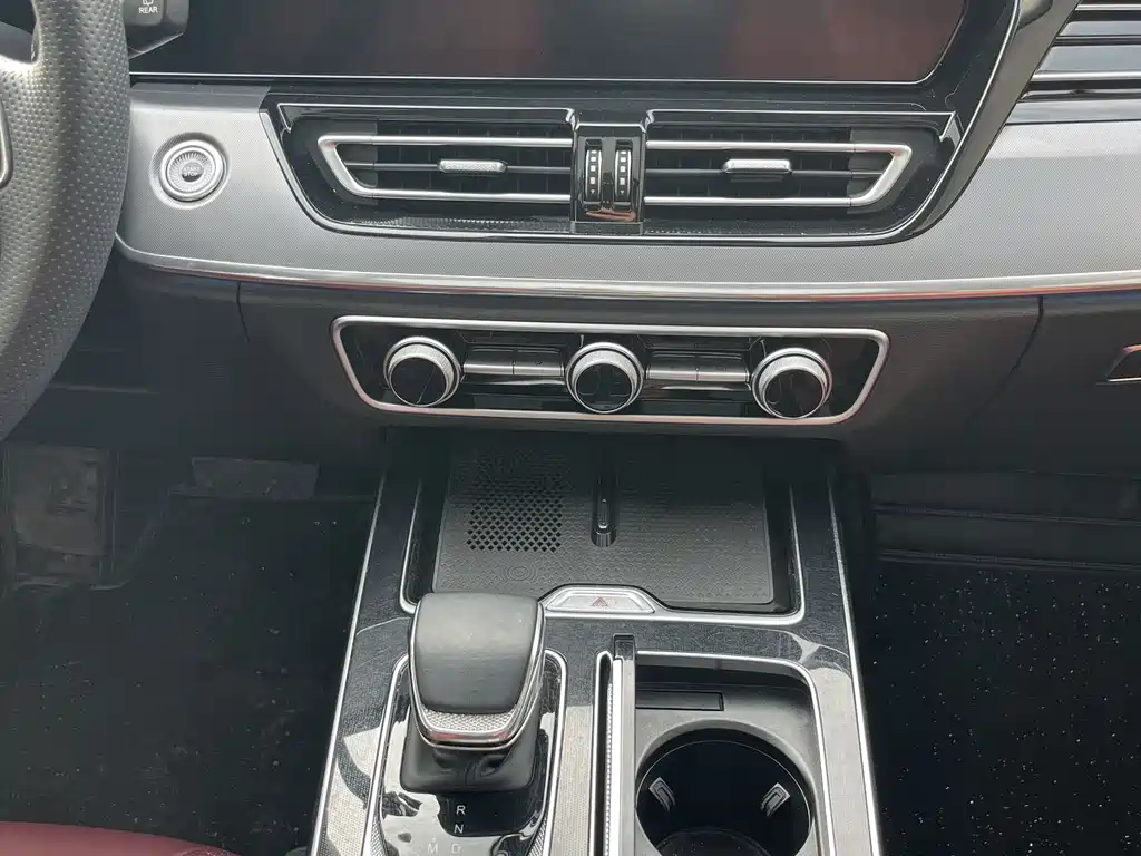 Hongqi HS5 2023 2.0T Qixiang Pro 500,000 Commemorative Edition купить на сайте DeffCars