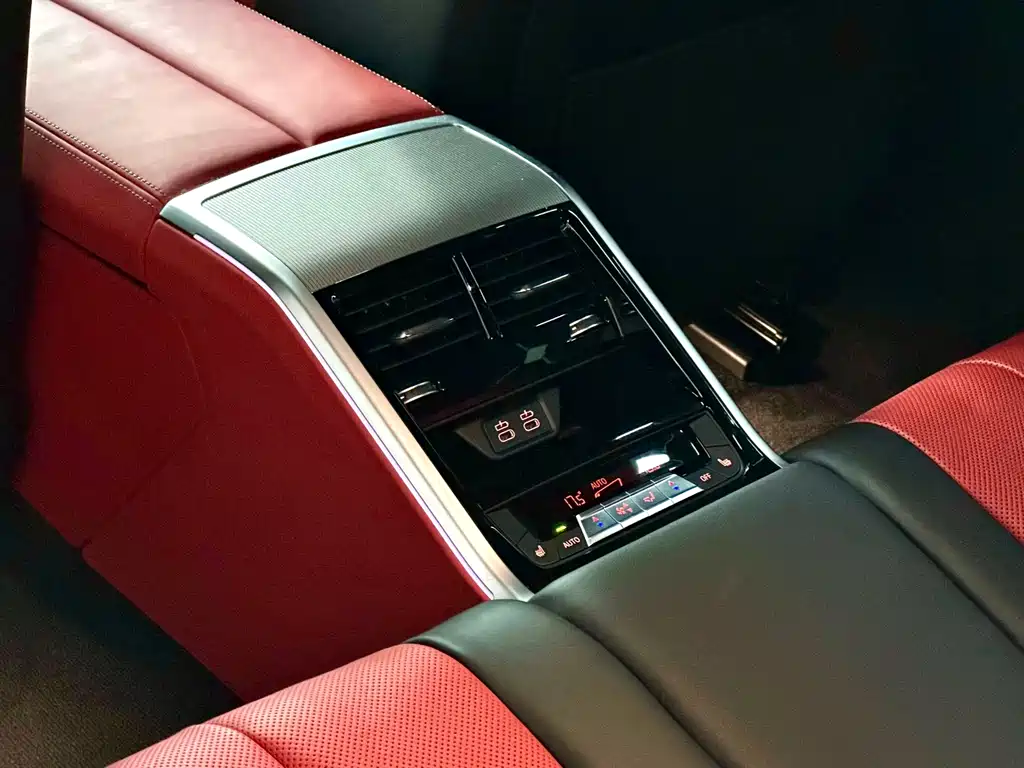 BMW 8 Series 2022 840i xDrive Four-Door Coupe M Sports Package купить на сайте DeffCars