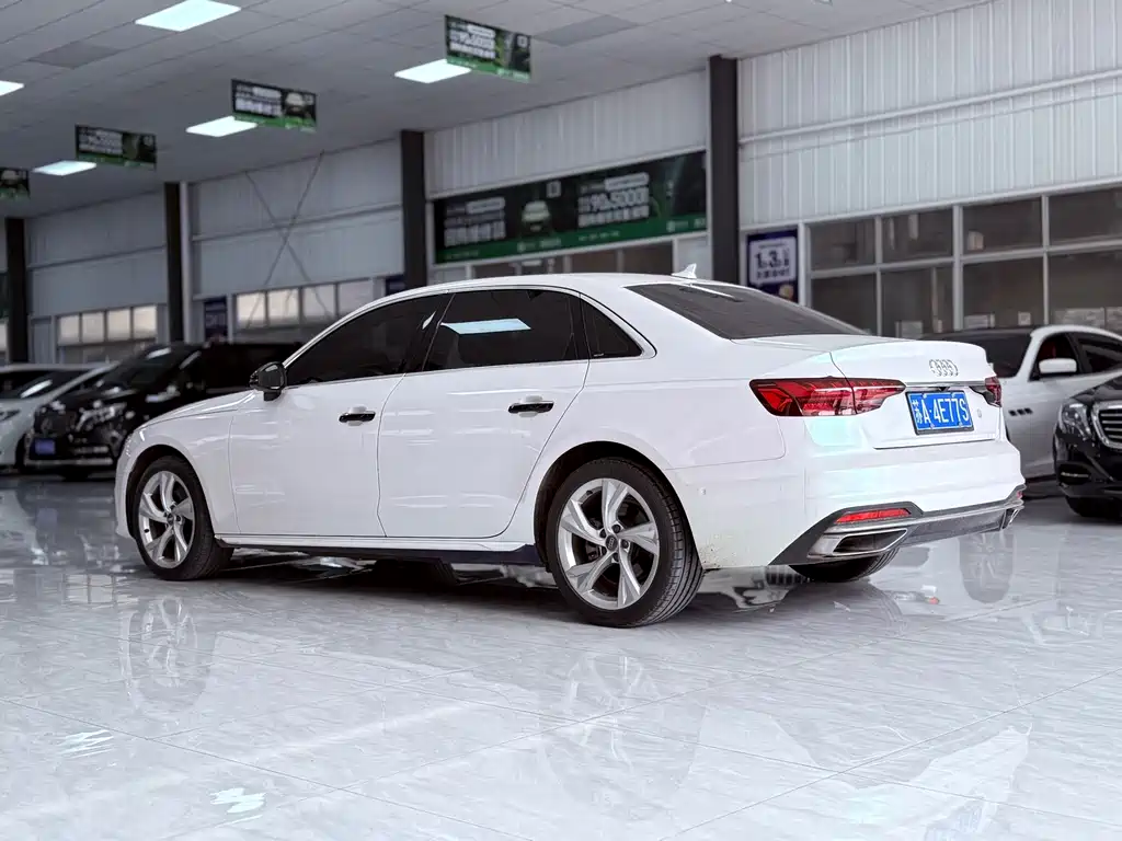 Audi A4L 2020 40 TFSI Fashionable and Elegant купить на сайте DeffCars