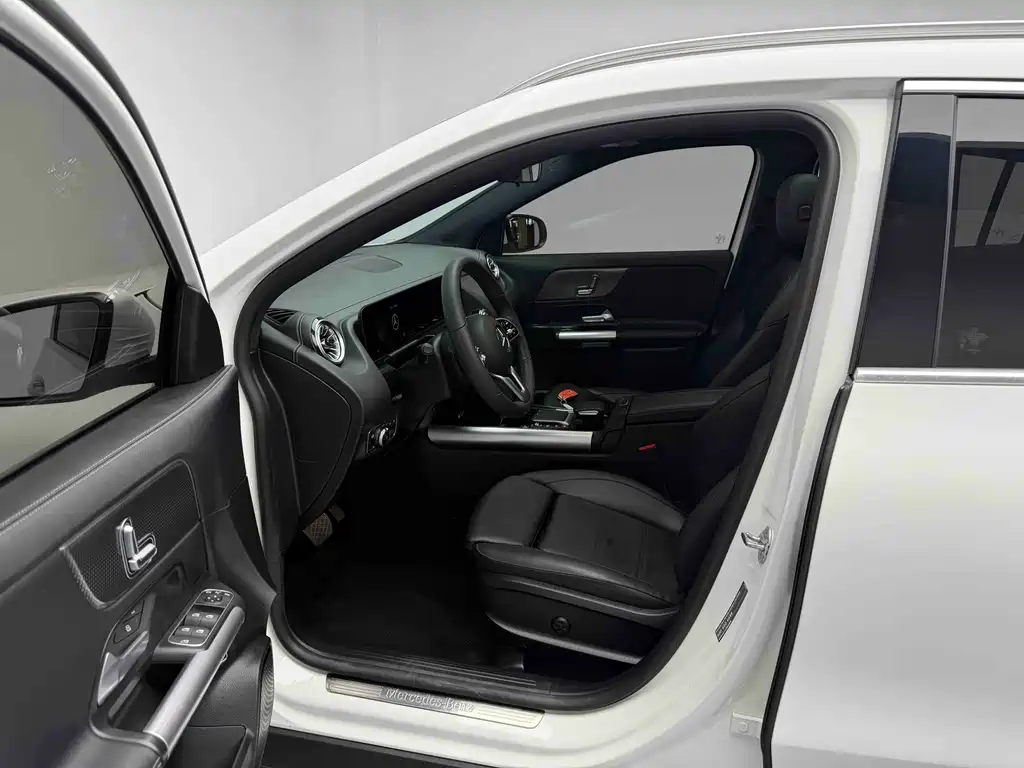 Mercedes-Benz GLA 2022 GLA 200 купить на сайте DeffCars
