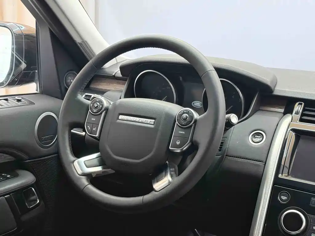 Discover 2017 3.0 SC V6 HSE купить на сайте DeffCars