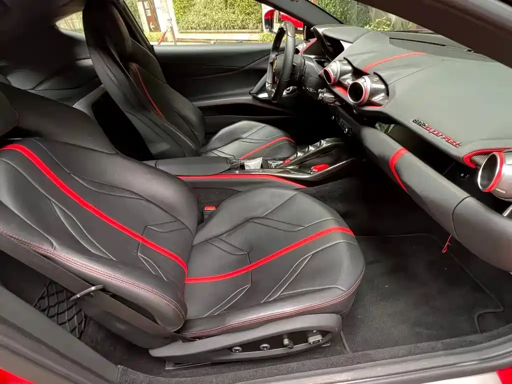 Ferrari 812 2017 6.5L Superfast купить на сайте DeffCars
