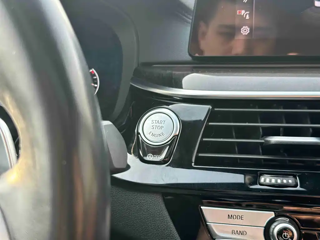 BMW 5 Series 2019 530Li Leading M Sports Package купить на сайте DeffCars