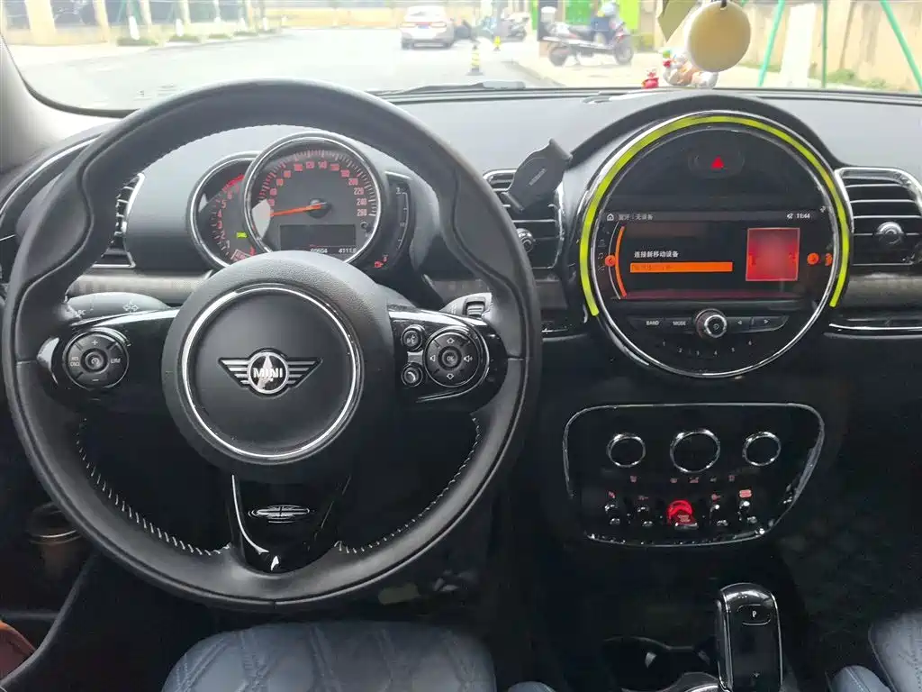 MINI CLUBMAN 2019 1.5T COOPER Connoisseur купить на сайте DeffCars
