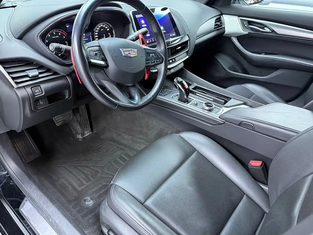 Cadillac CT5 2022 28T luxury model купить на сайте DeffCars