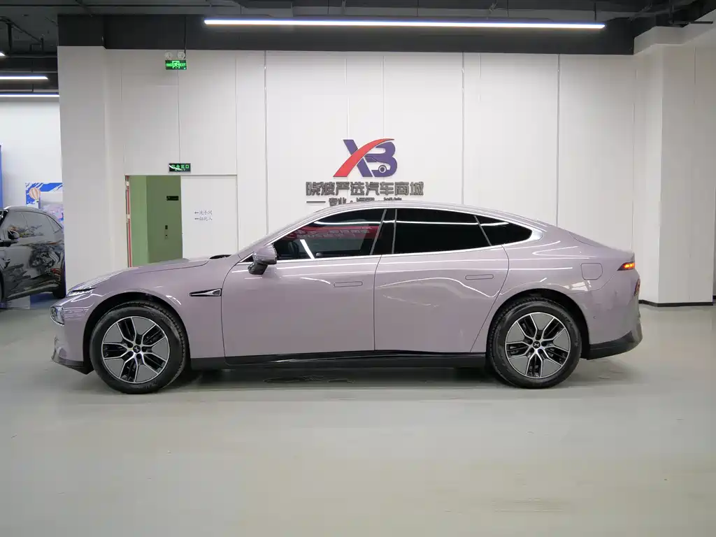 Xpeng P7 2023 model P7i 702 Pro купить на сайте DeffCars