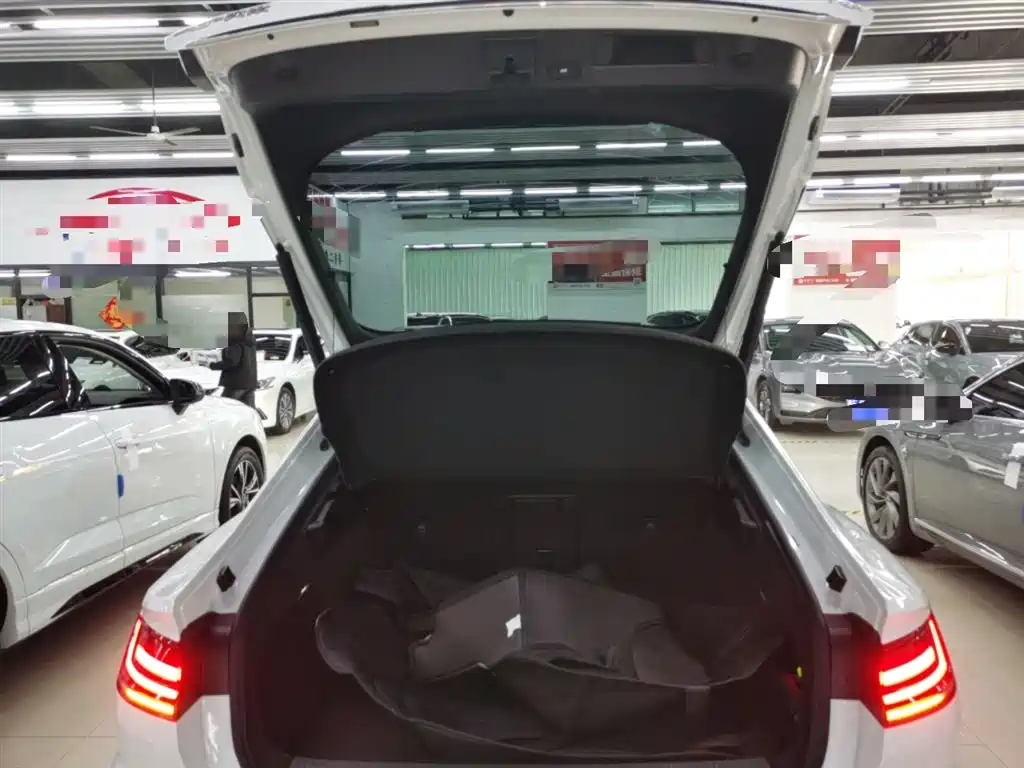 FAW-Volkswagen CC 2024 380TSI eye-catching model купить на сайте DeffCars