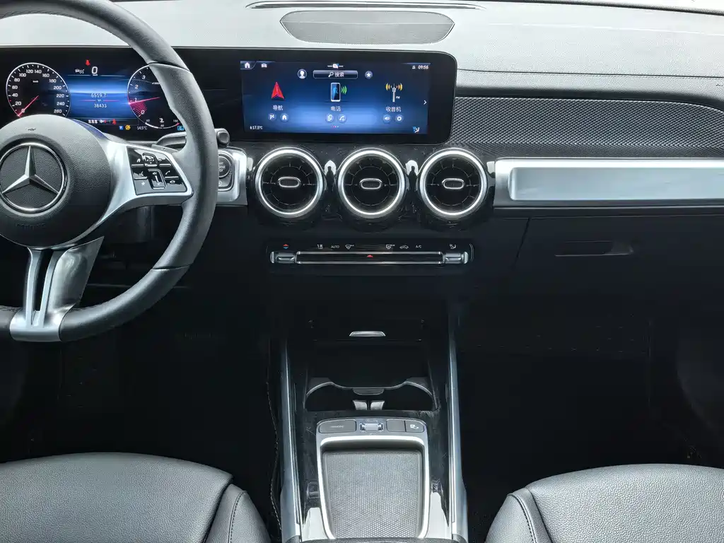 Mercedes-Benz GLB 2024 facelift GLB 200 dynamic version купить на сайте DeffCars