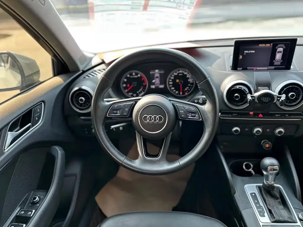 Audi A3 2020 Sportback 35 TFSI Fashion Type National VI купить на сайте DeffCars