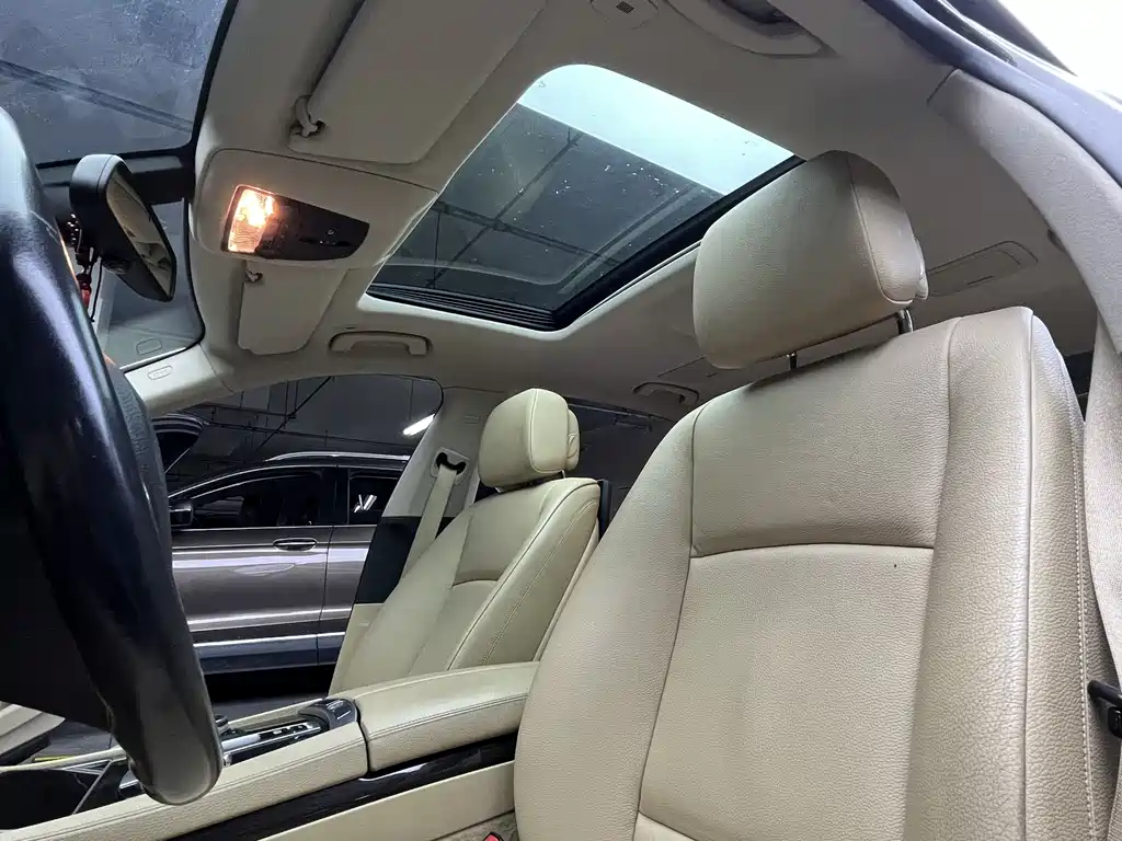 BMW 7 Series 2013 730Li Luxury купить на сайте DeffCars