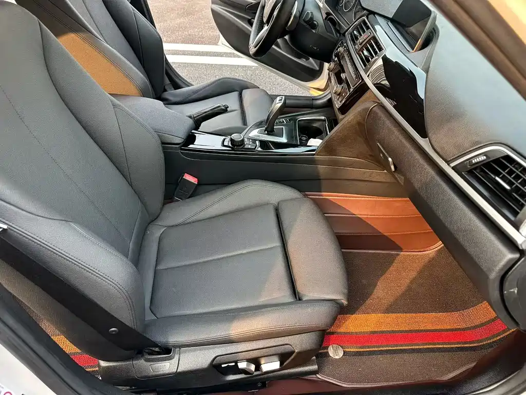 BMW 3 Series 2018 320Li Fashion Model купить на сайте DeffCars