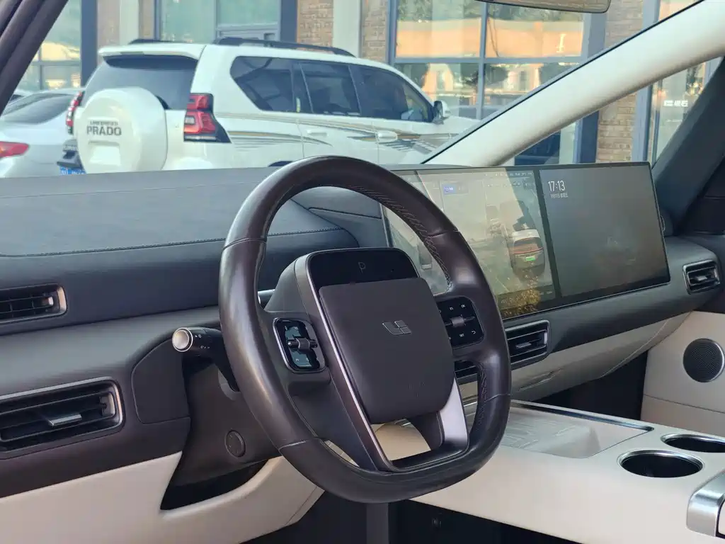Ideal MEGA 2024 Ultra купить на сайте DeffCars