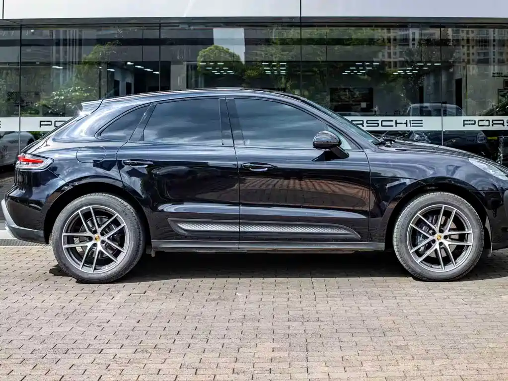 Macan 2025 Macan 2.0T Dream Edition купить на сайте DeffCars