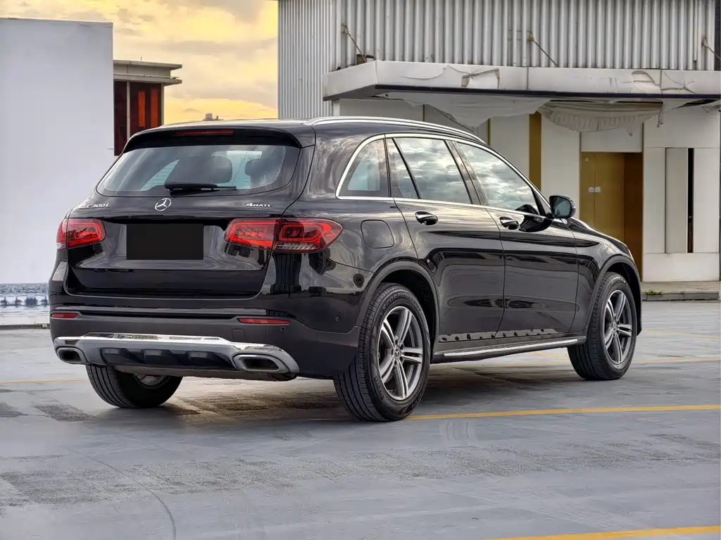 Mercedes-Benz GLC 2020 facelift GLC 260 L 4MATIC dynamic купить на сайте DeffCars