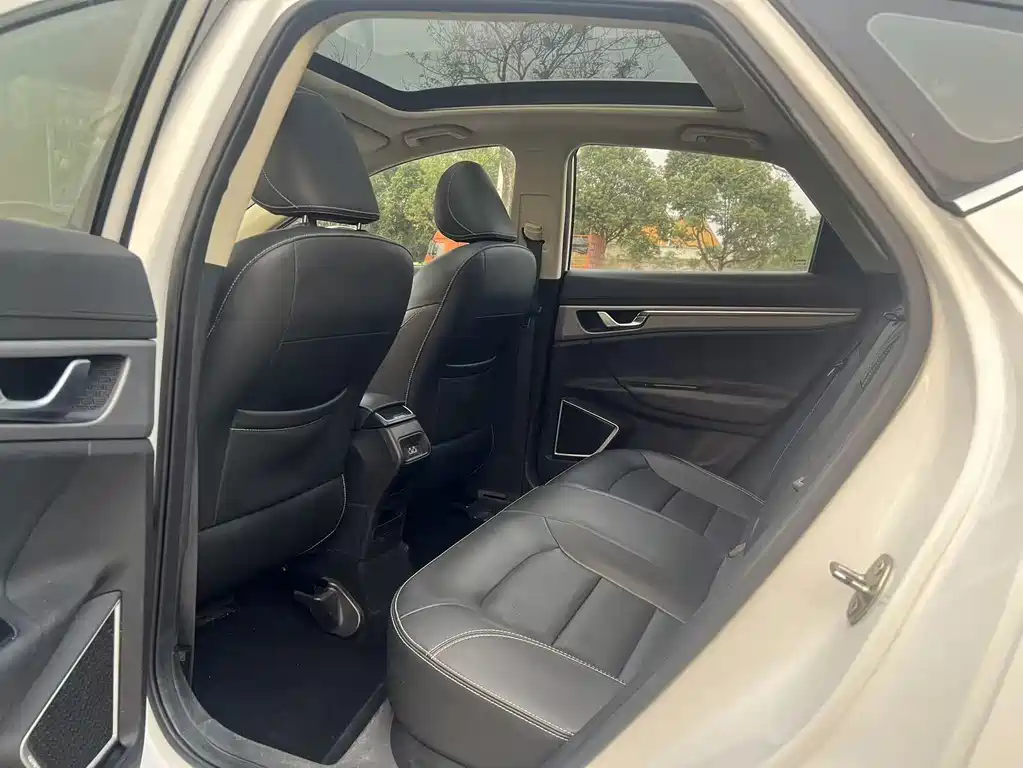 Emgrand GS 2018 Sports Edition 1.8L Automatic Style купить на сайте DeffCars