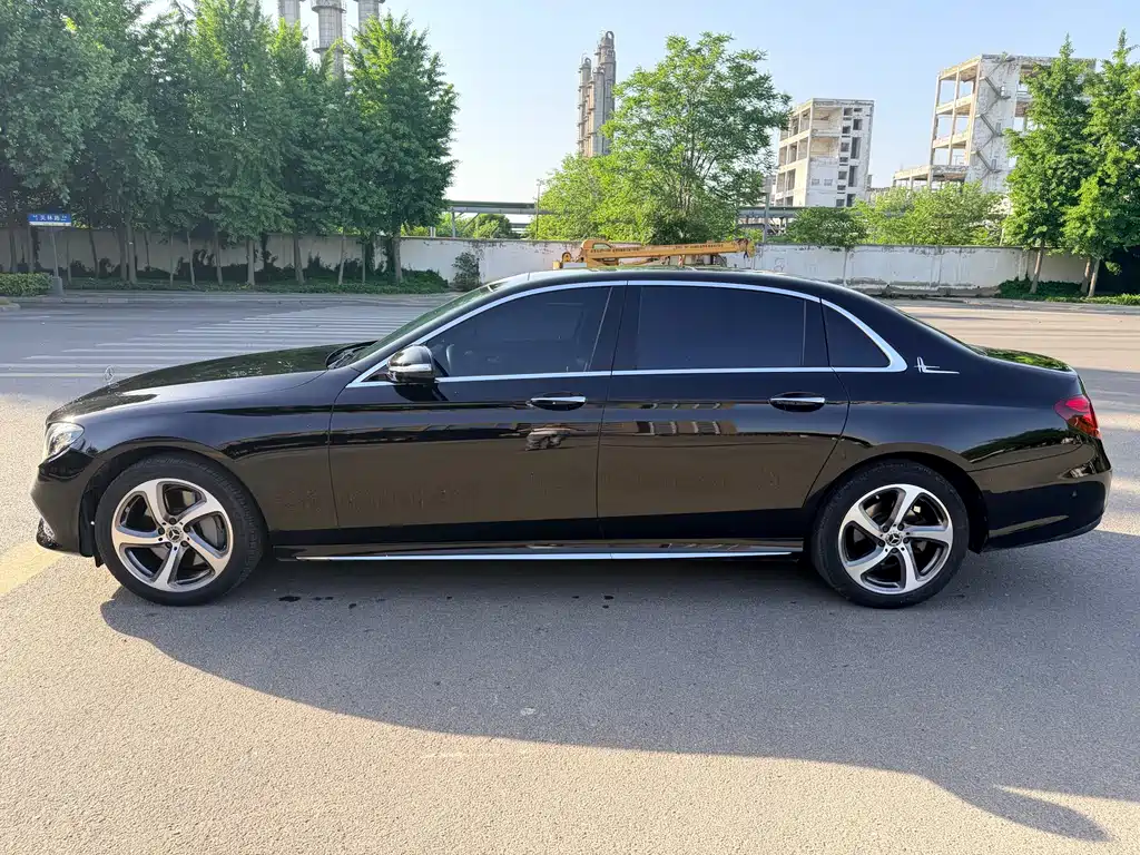 Mercedes-Benz E-Class 2019 facelift E 300 L sporty and stylish купить на сайте DeffCars