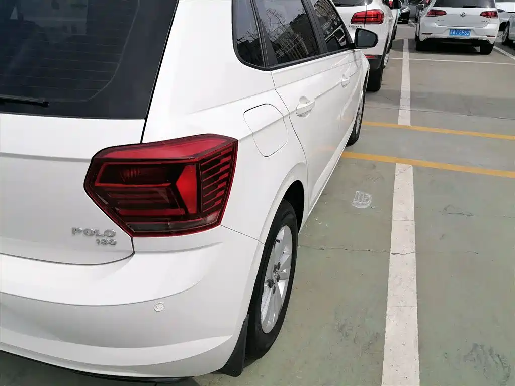 Polo 2019 Plus 1.5L Automatic Panoramic Enjoyment Edition купить на сайте DeffCars