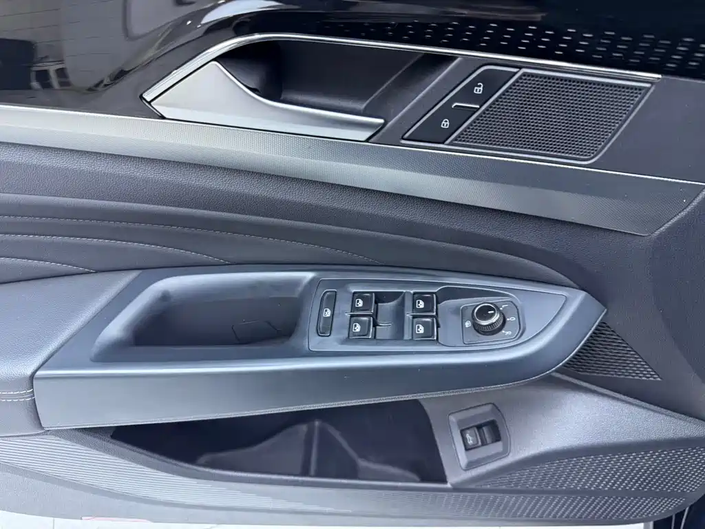 Passat 2022 280TSI Elite Edition купить на сайте DeffCars