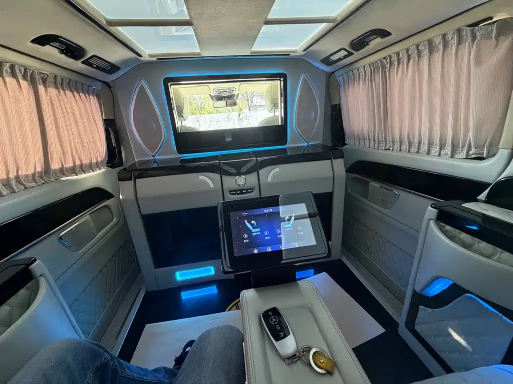 Mercedes-Benz V-Class 2018 V 260 Premium Edition National VI купить на сайте DeffCars