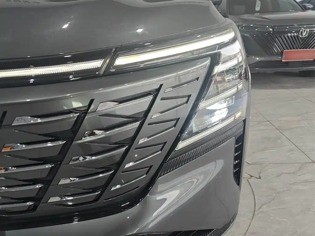 Changan CS75PLUS 2025 fourth generation 1.5T new Blue Whale smart exclusive model купить на сайте DeffCars