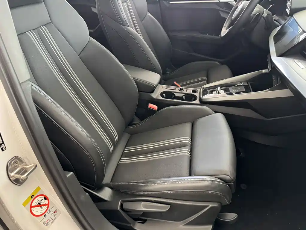 Audi A3 2022 A3L Limousine 35 TFSI Fashionable and Sporty купить на сайте DeffCars
