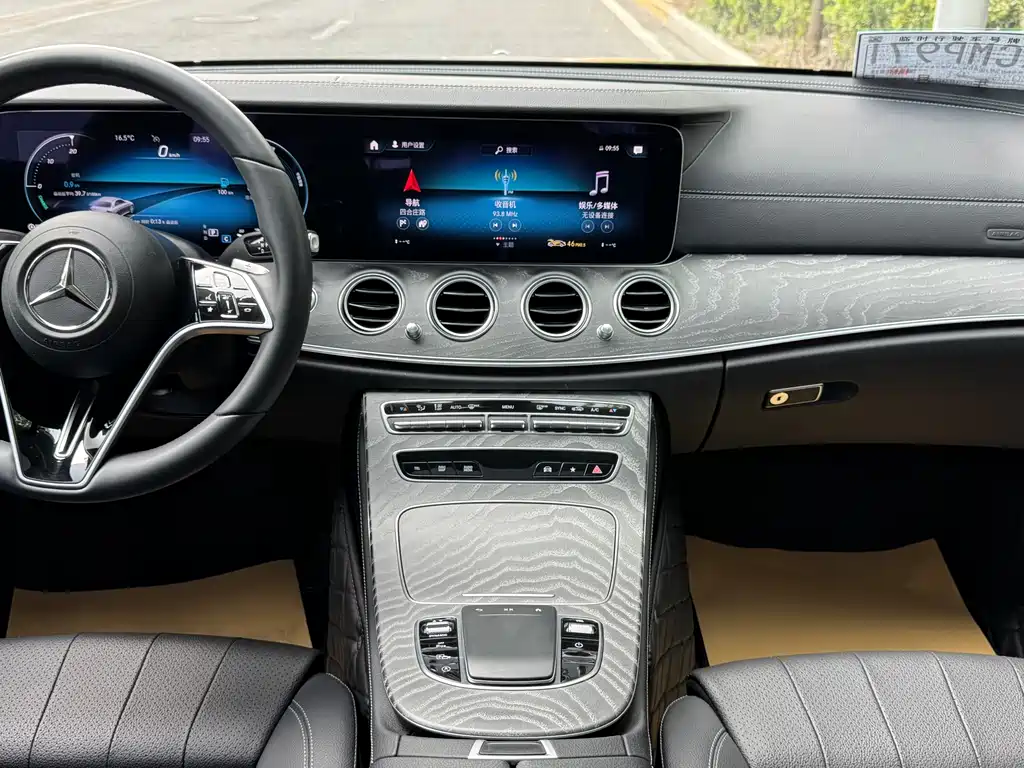 Mercedes-Benz E-Class 2022 E 260 L купить на сайте DeffCars