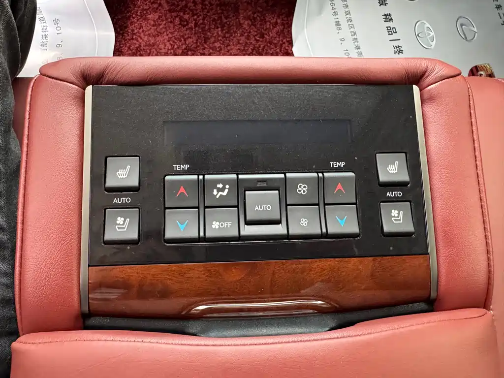 Lexus LX 2019 570 Premium Luxury Edition купить на сайте DeffCars