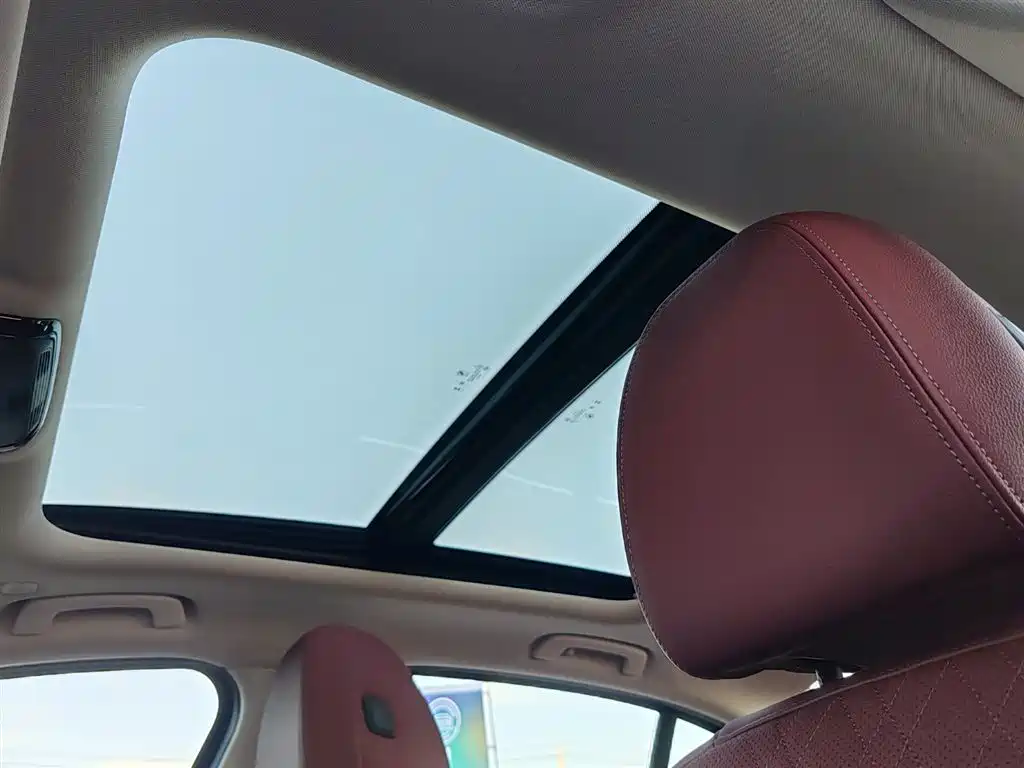 BMW 3 Series 2025 325Li M Sports Package купить на сайте DeffCars