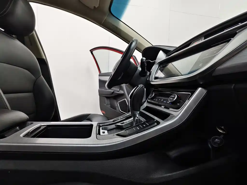 Emgrand GS 2019 1.4T CVT купить на сайте DeffCars