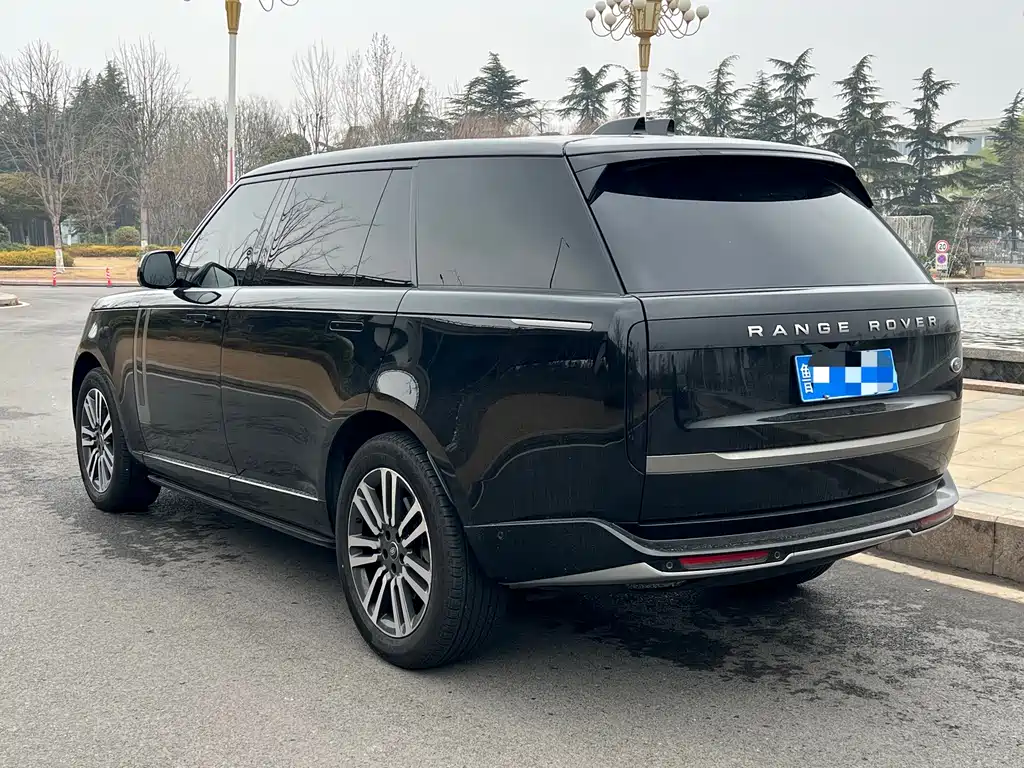 Range Rover 2025 3.0 L6 400PS Extended Edition купить на сайте DeffCars