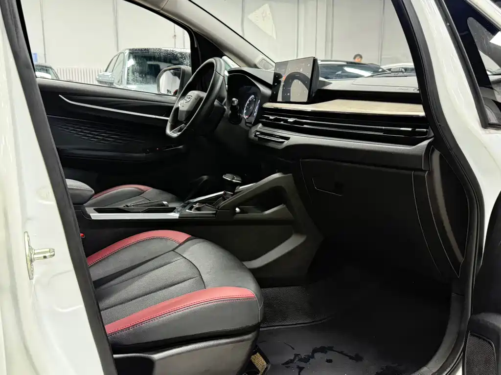 Vision X3 2021 PRO 1.5L CVT Premium Type купить на сайте DeffCars